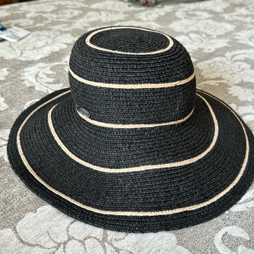 Wallaroo Hat. - image 1